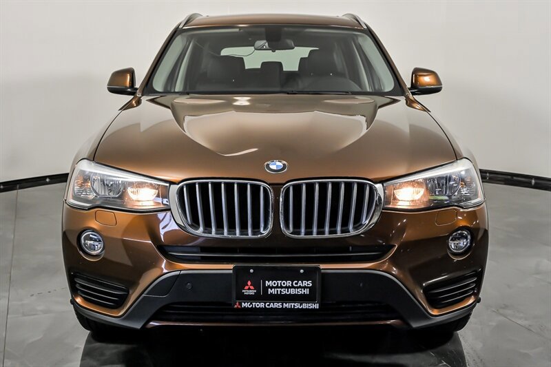 Used 2017 BMW X3 xDrive28i AWD/4WD image 4