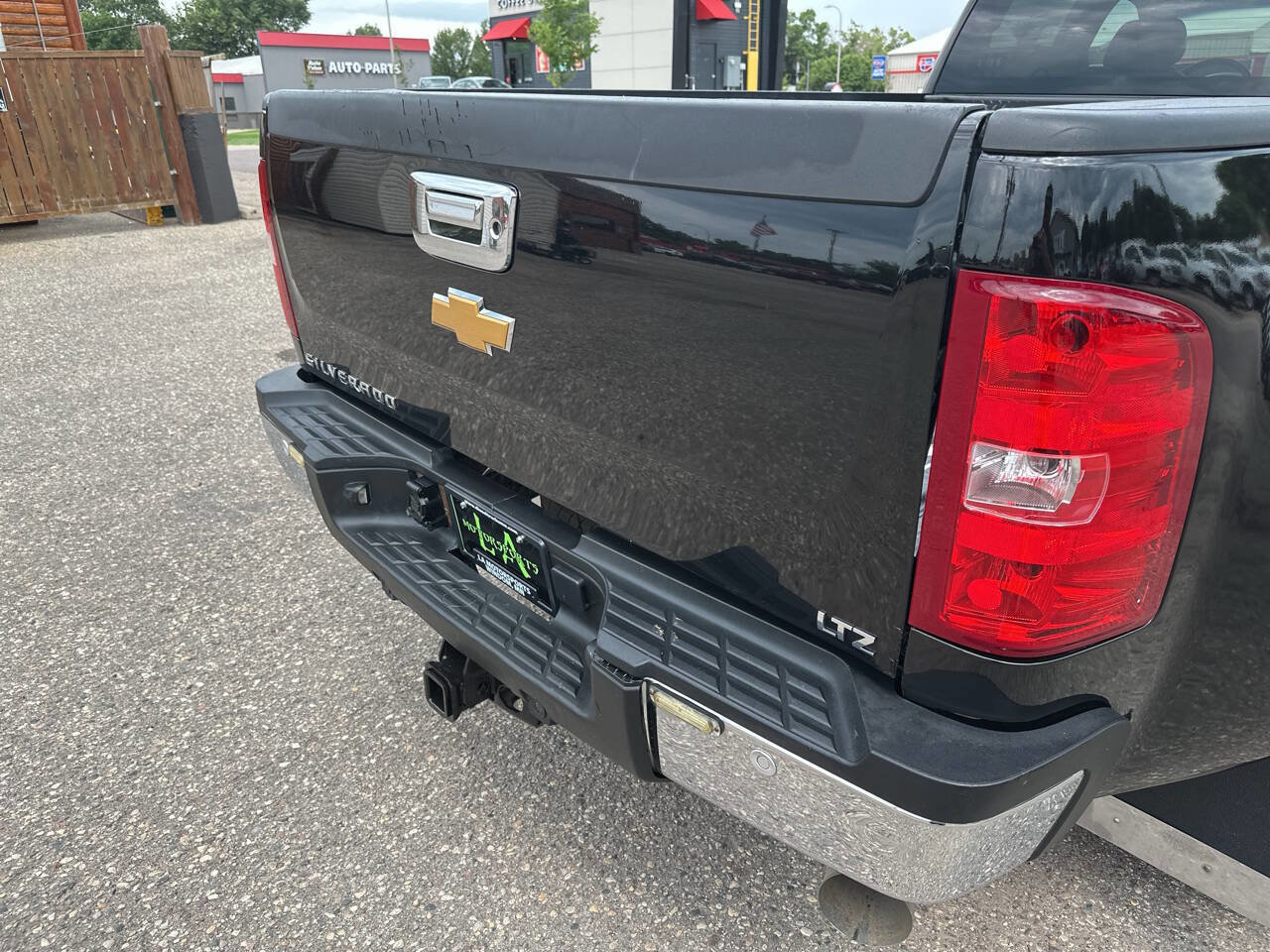 Used 2011 Chevrolet Silverado 3500 LTZ w/ LTZ Plus Package image 26