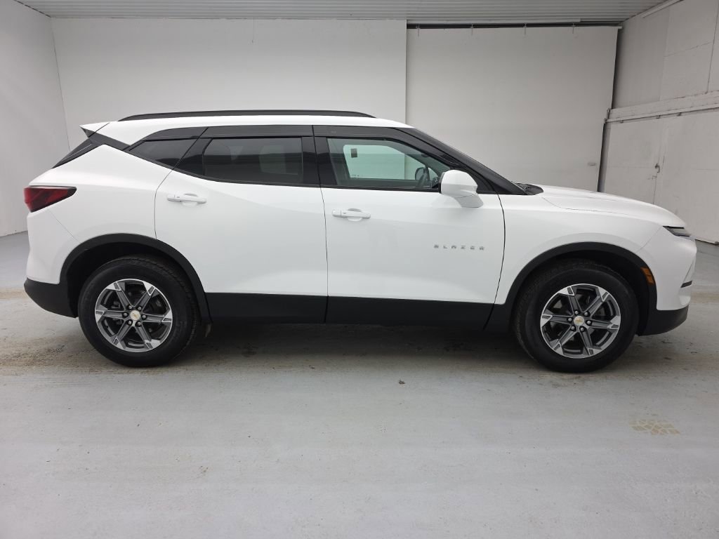 Certified 2023 Chevrolet Blazer LT w/ Convenience Package image 13