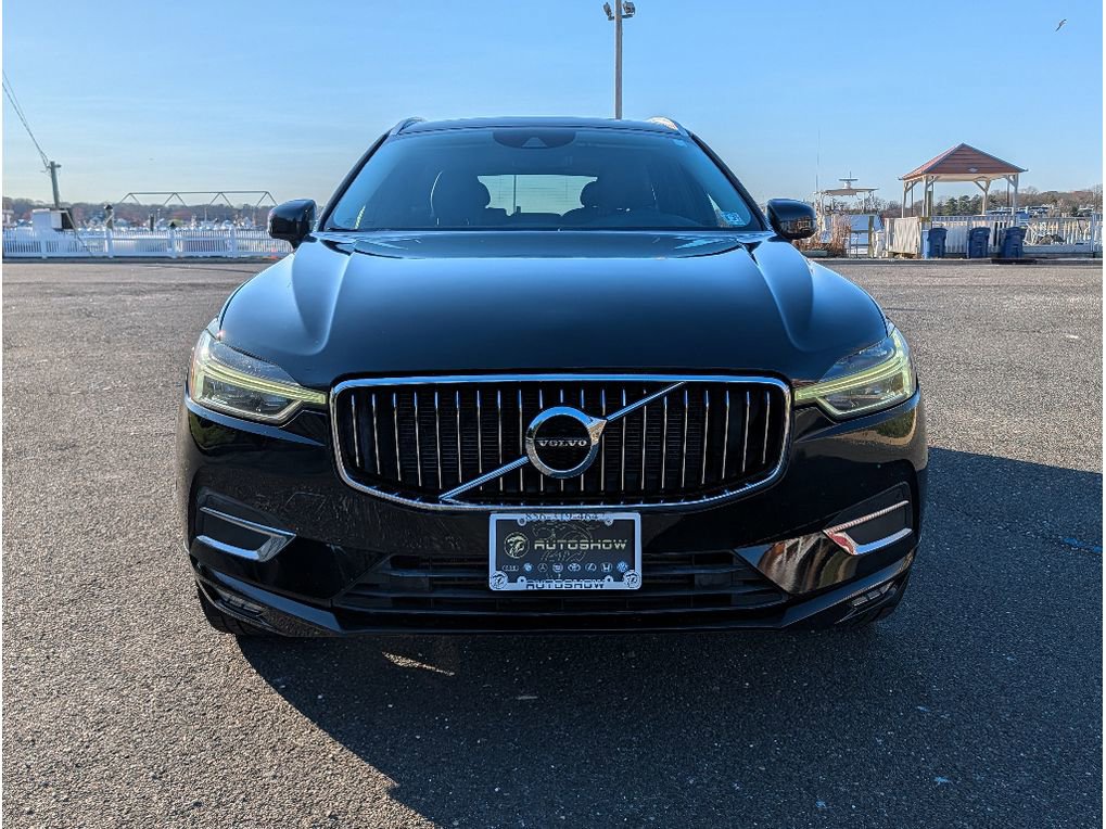 Used 2018 Volvo XC60 T5 Inscription w/ Convenience Package image 2