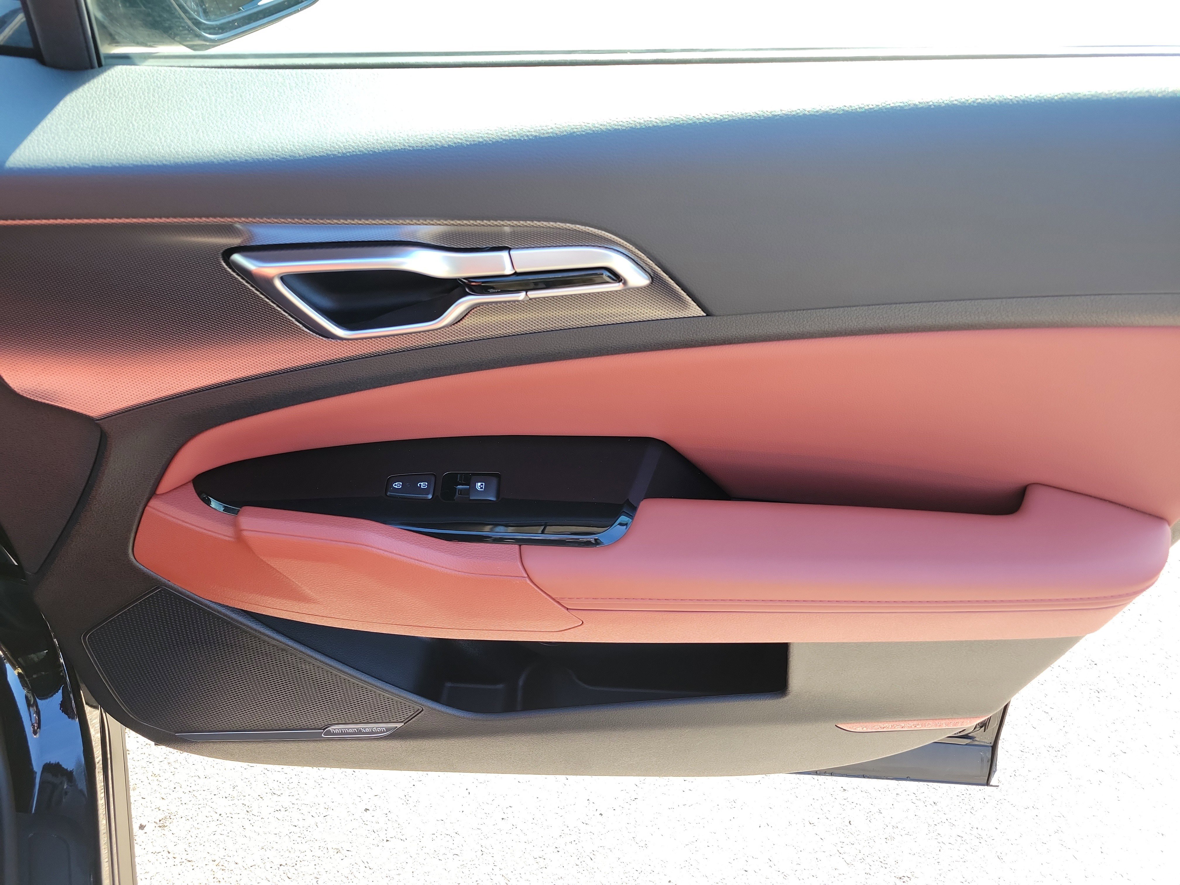 Certified 2025 Kia Sportage SX image 10