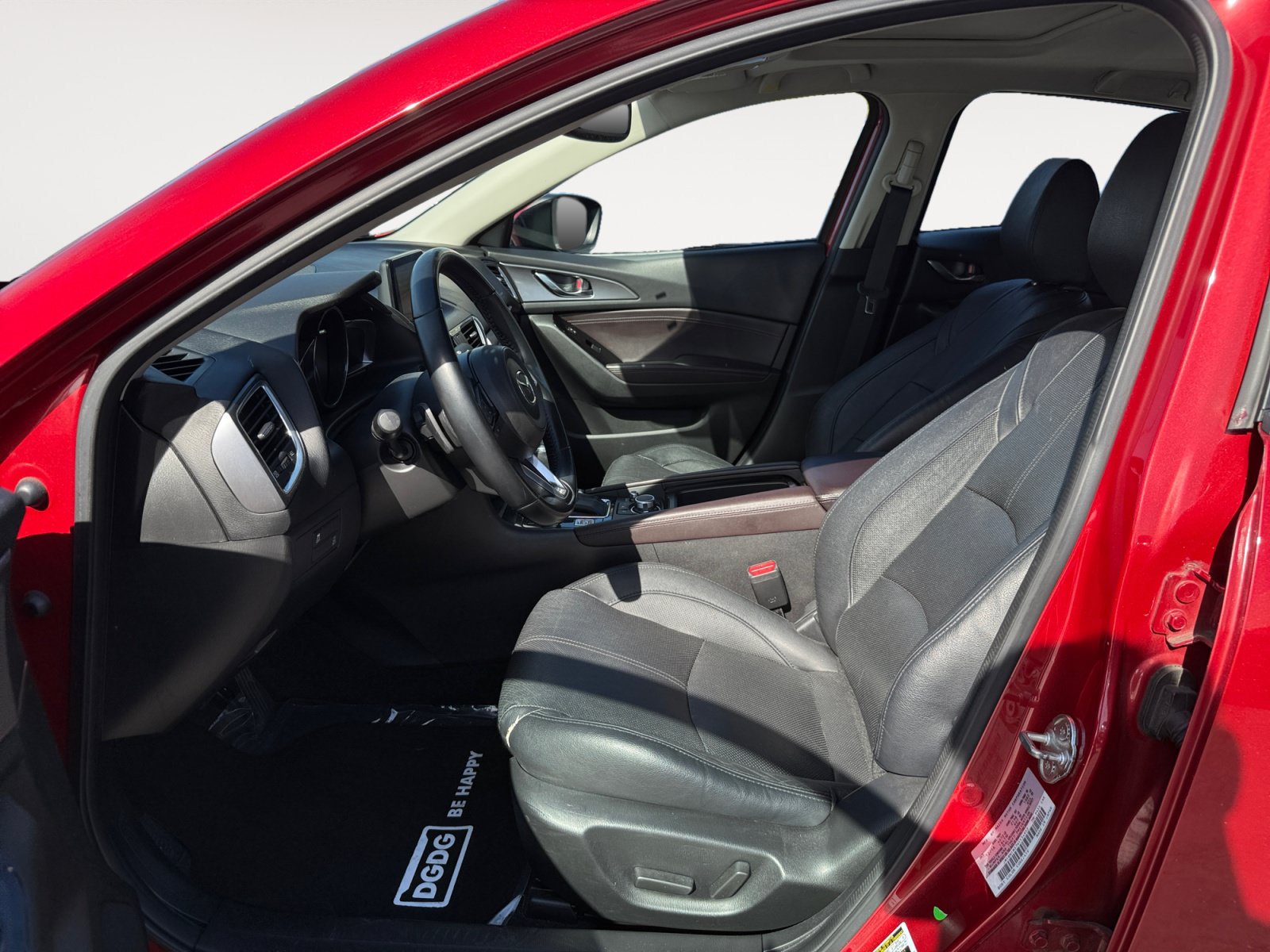 Used 2017 MAZDA MAZDA3 Grand Touring w/ Premium Equipment Package FWD image 10