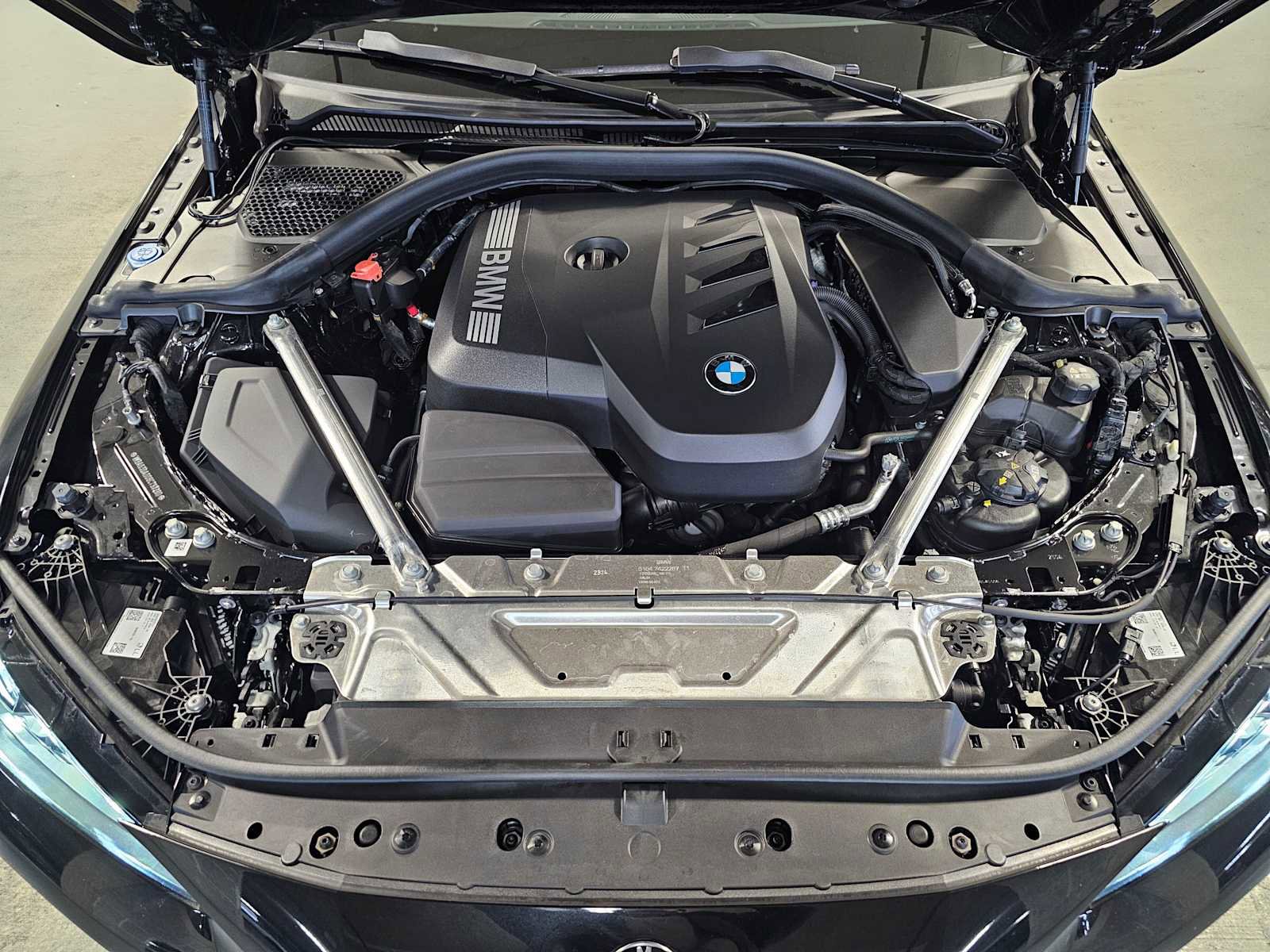 Used 2025 BMW 430i xDrive Coupe w/ M Sport Package image 9