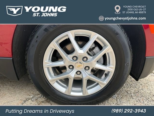 Used 2024 Chevrolet Equinox LT FWD image 12