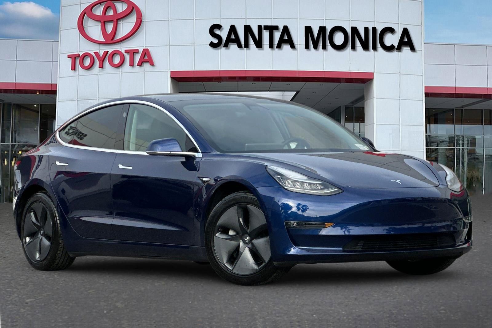 Used 2019 Tesla Model 3 Standard Range Plus video 2