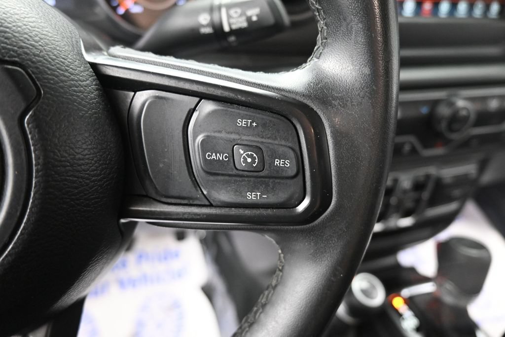 Used 2023 Jeep Gladiator Sport AWD/4WD image 33