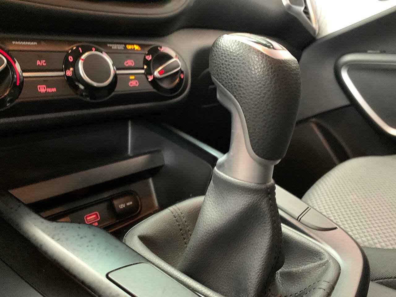 Used 2021 Kia Soul LX FWD image 12