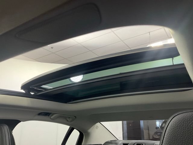 Certified 2022 Volvo S60 B5 Inscription AWD/4WD image 19