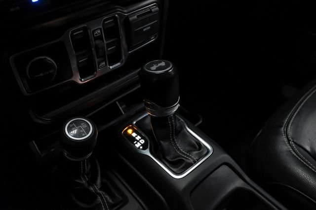 Used 2021 Jeep Wrangler Unlimited Sahara AWD/4WD image 25