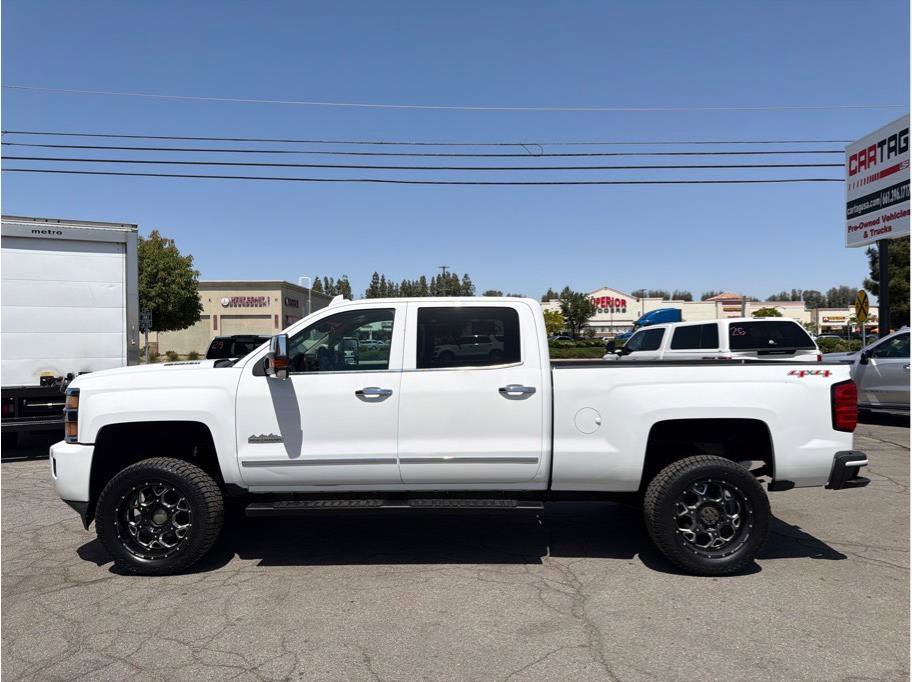 Used 2015 Chevrolet Silverado 2500 High Country w/ Duramax Plus Package image 17
