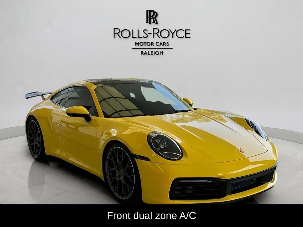 Used 2022 Porsche 911 Carrera image 3