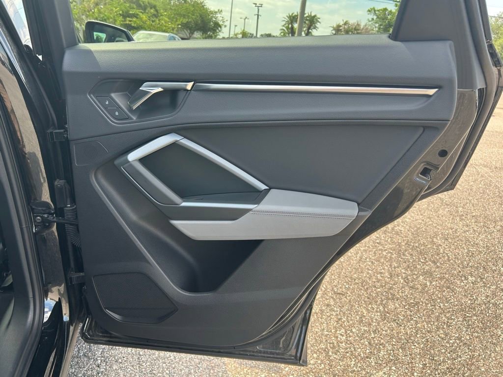 Used 2025 Audi Q3 2.0T Premium w/ Convenience Package image 54