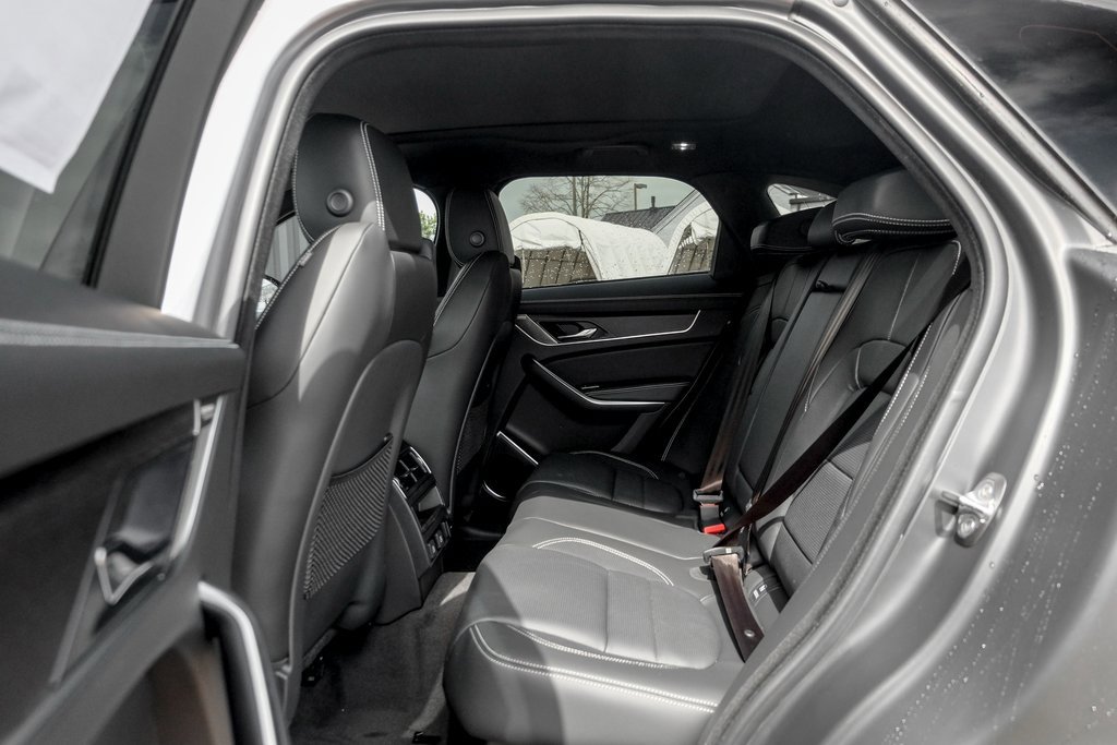 New 2026 Jaguar F-PACE R-Dynamic S image 16