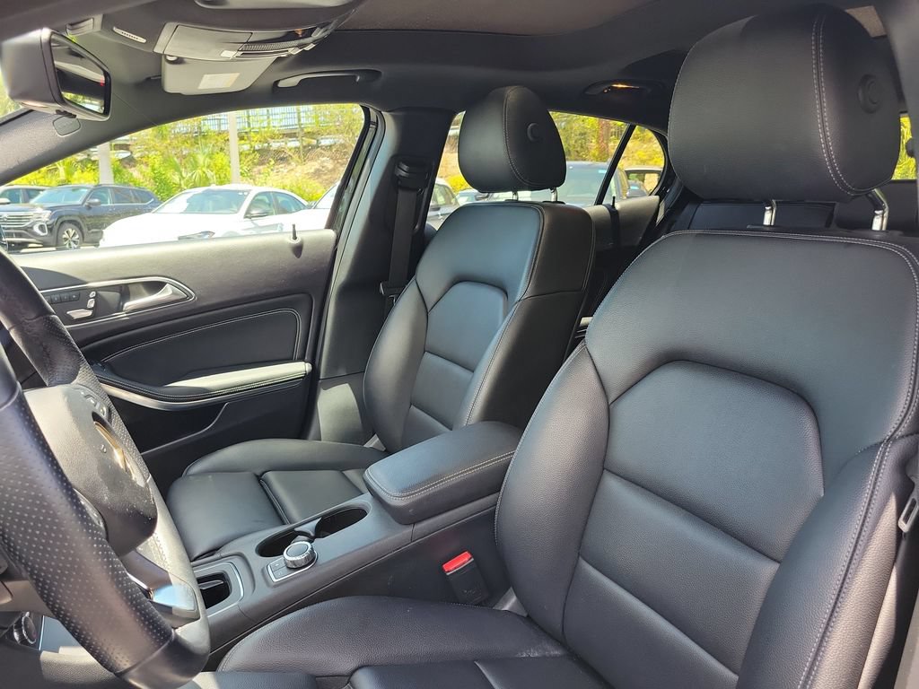 Used 2020 Mercedes-Benz GLA 250 4MATIC image 23