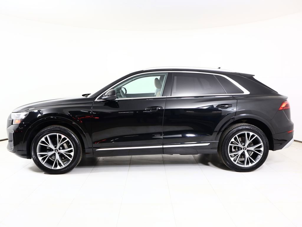 Used 2024 Audi Q8 Premium Plus w/ Premium Plus Package image 12