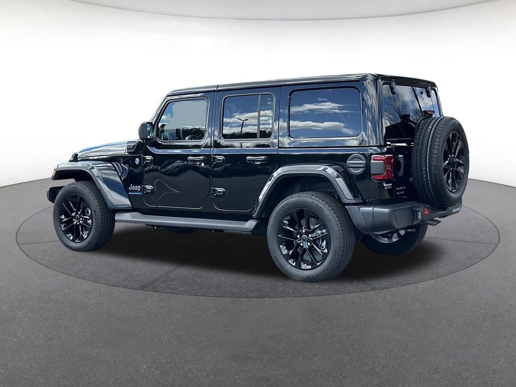 Certified 2025 Jeep Wrangler Unlimited Sahara AWD/4WD image 3