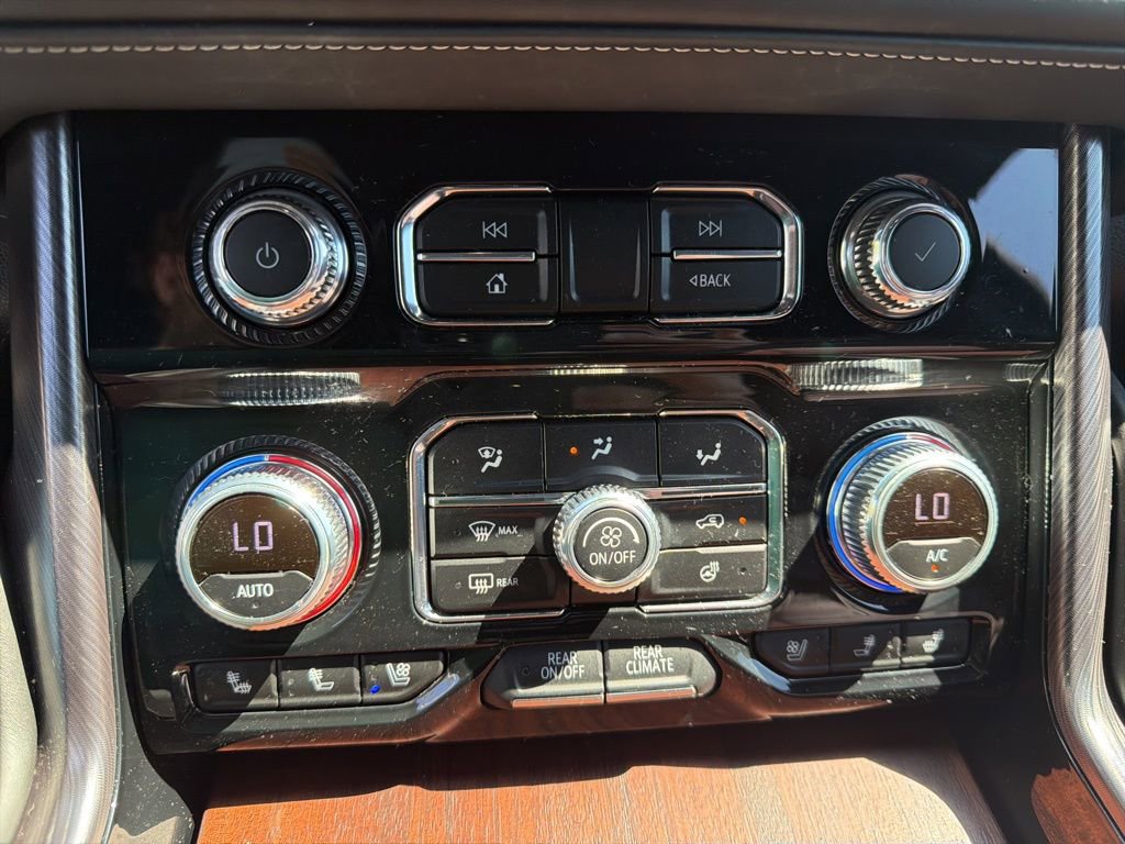 Used 2023 GMC Yukon XL Denali Ultimate image 19