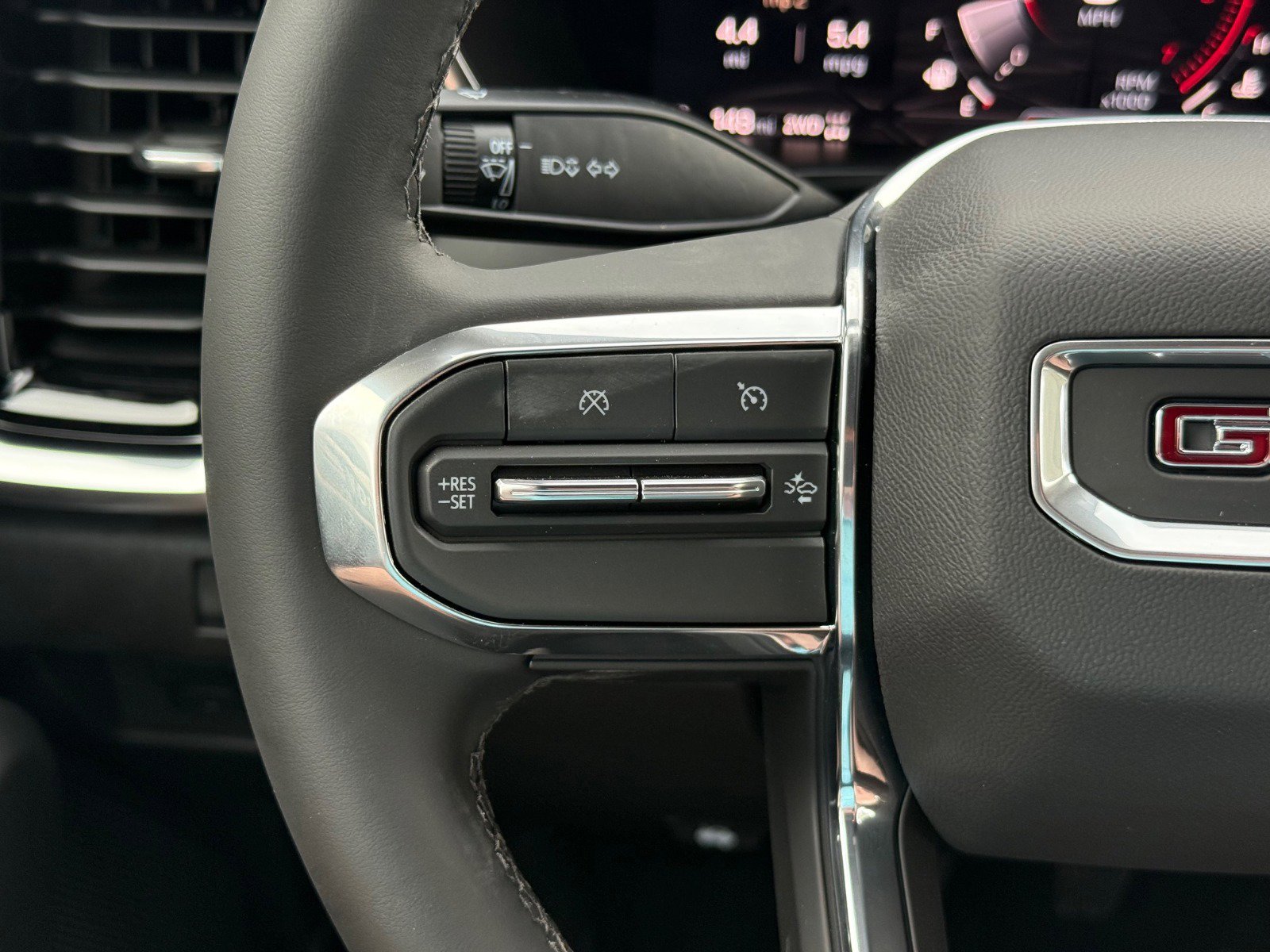 New 2026 GMC Canyon Elevation image 17