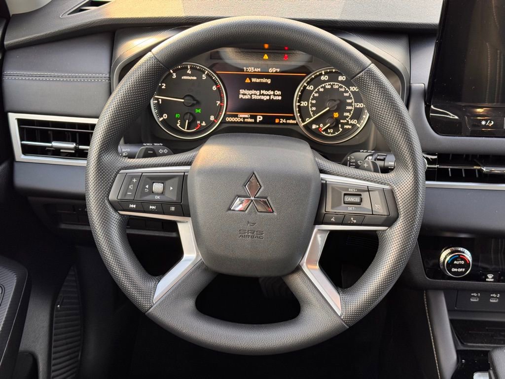 New 2026 Mitsubishi Outlander ES FWD image 18