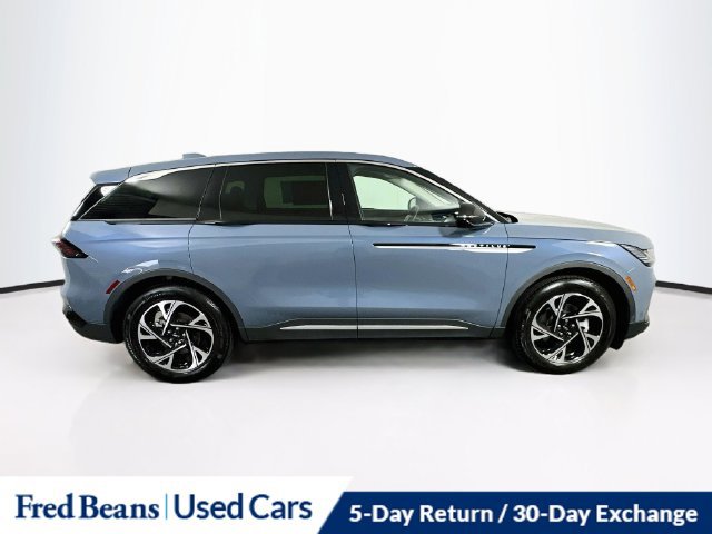 Used 2026 Lincoln Nautilus Premier w/ Equipment Group 102A AWD/4WD image 11