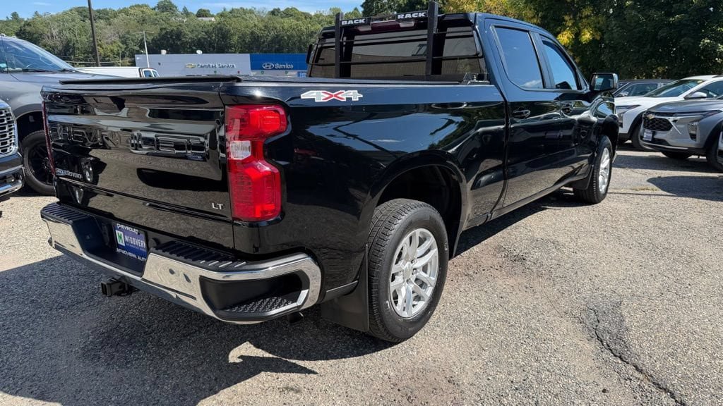 Used 2021 Chevrolet Silverado 1500 LT AWD/4WD image 7