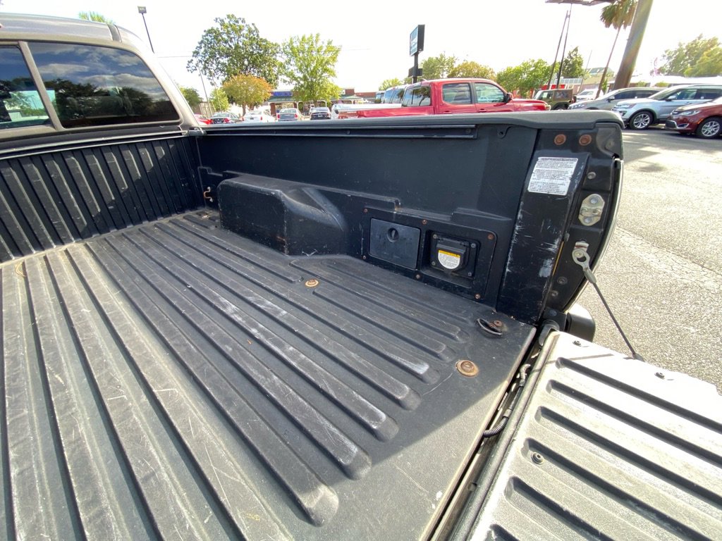 Used 2015 Toyota Tacoma PreRunner w/ TRD Off-Road Package RWD image 11