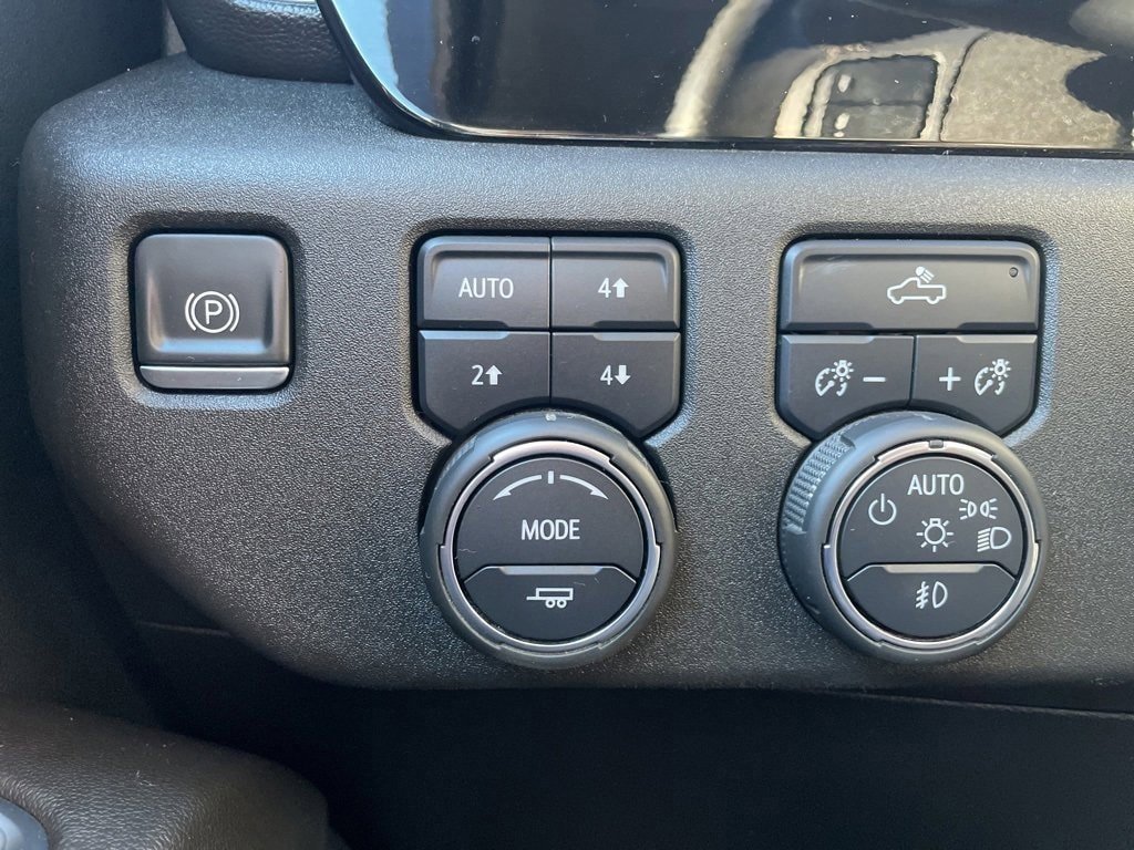 Certified 2022 Chevrolet Silverado 1500 RST w/ Z71 Off-Road Package image 28