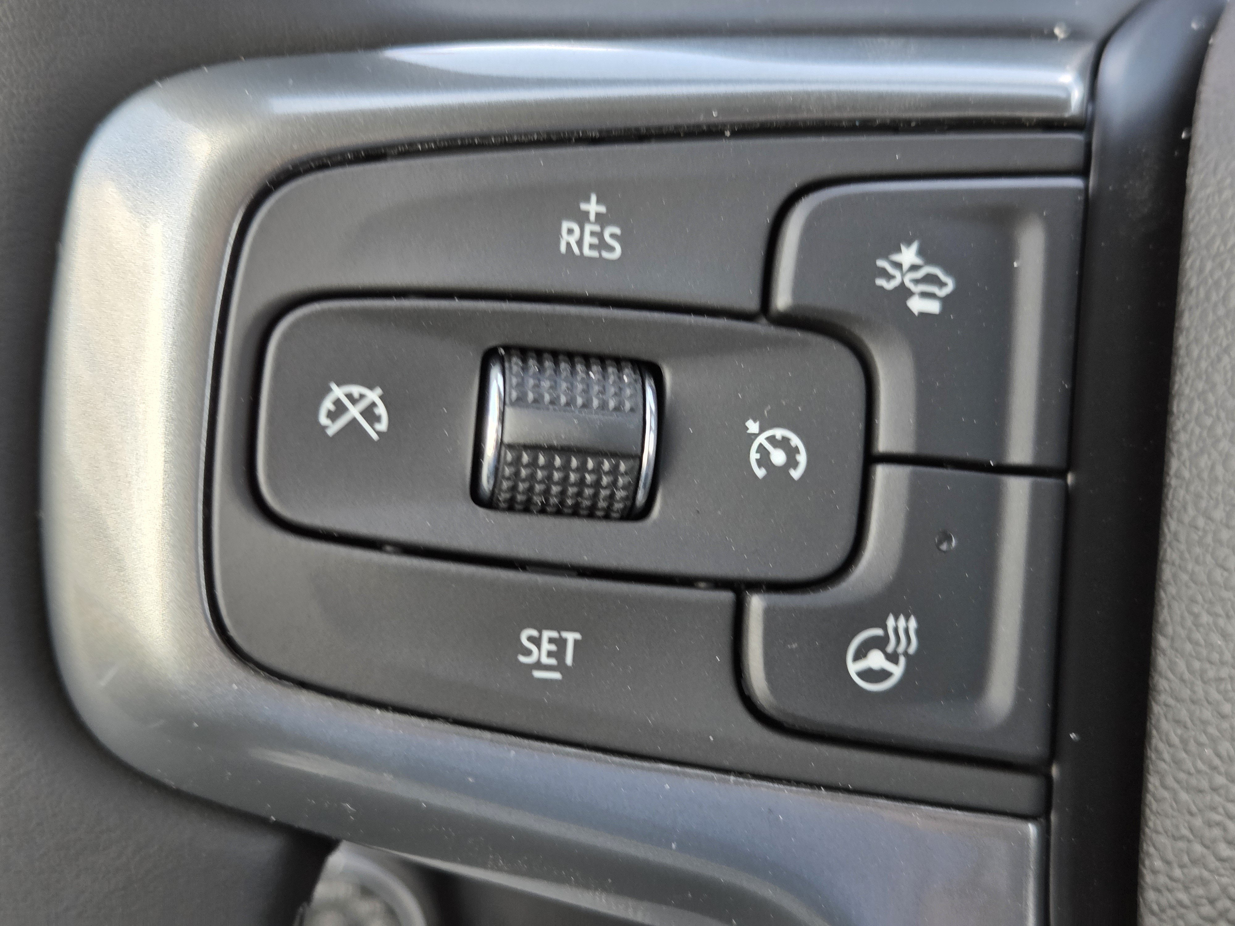 New 2026 Chevrolet Silverado 3500 LT w/ All Star Edition AWD/4WD image 15