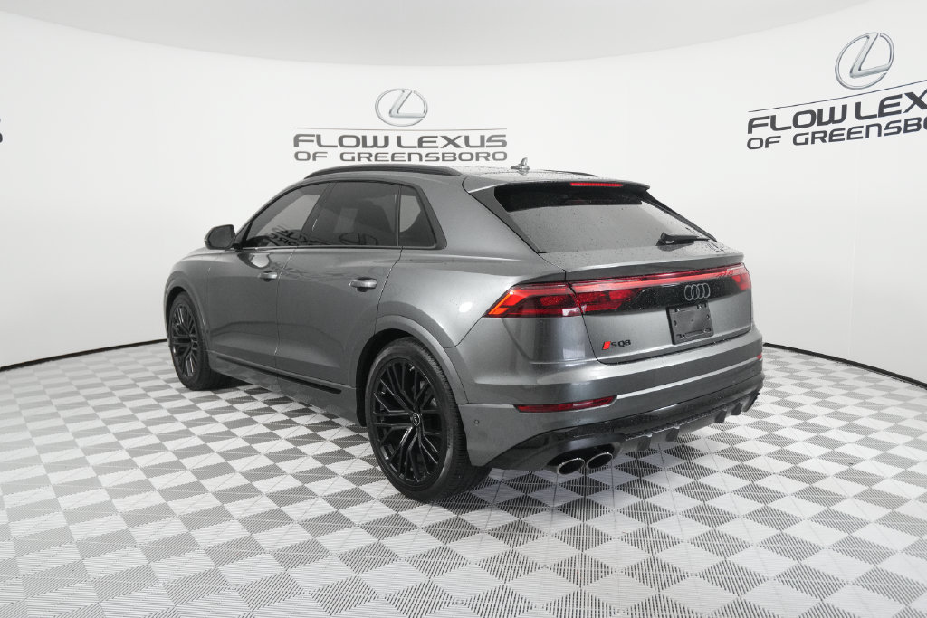 Used 2024 Audi SQ8 Prestige AWD/4WD image 5