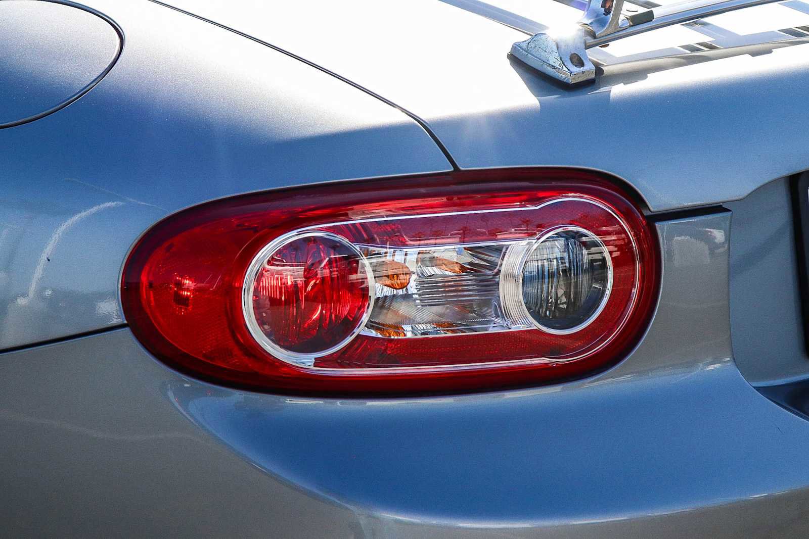 Used 2010 MAZDA MX-5 Miata Sport image 7