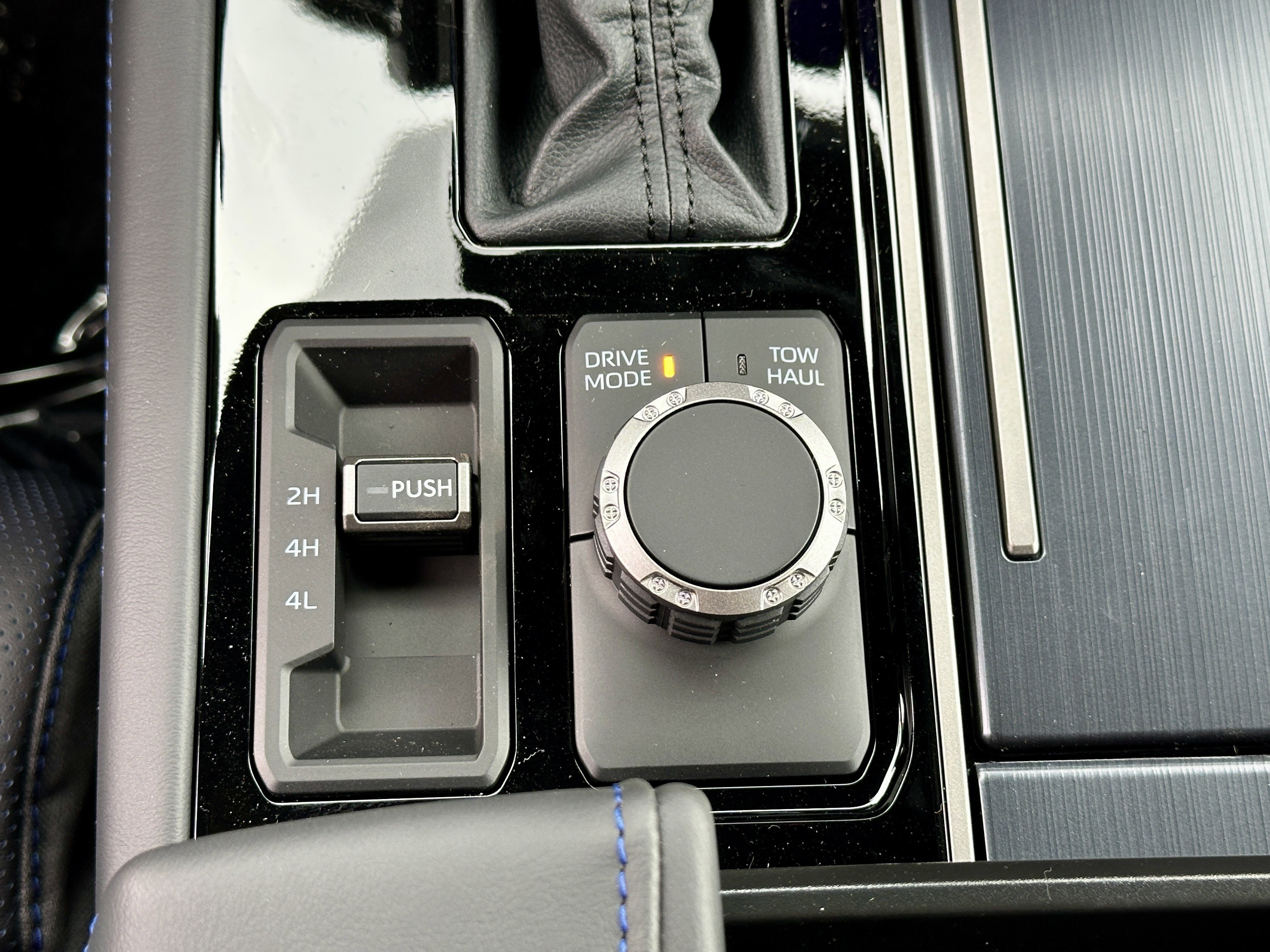 New 2026 Toyota Tundra Platinum AWD/4WD image 32