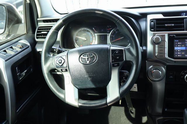 Used 2019 Toyota 4Runner SR5 AWD/4WD image 8