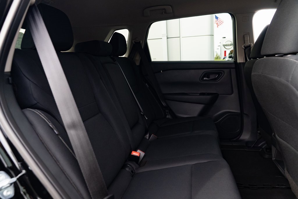 New 2026 Nissan Rogue S image 21