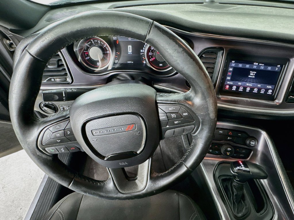 Used 2016 Dodge Challenger SXT RWD image 12