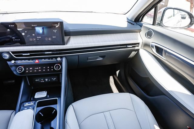 New 2026 Hyundai Sonata Limited FWD image 18