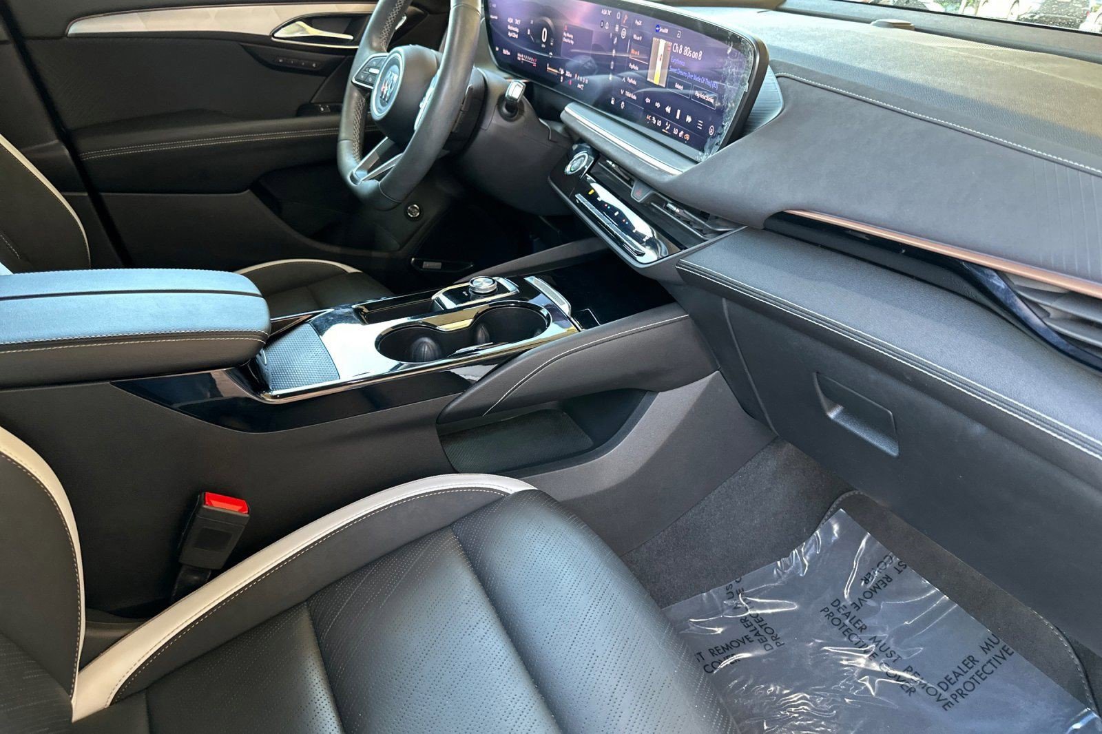 Used 2024 Buick Envision Sport Touring AWD/4WD image 20