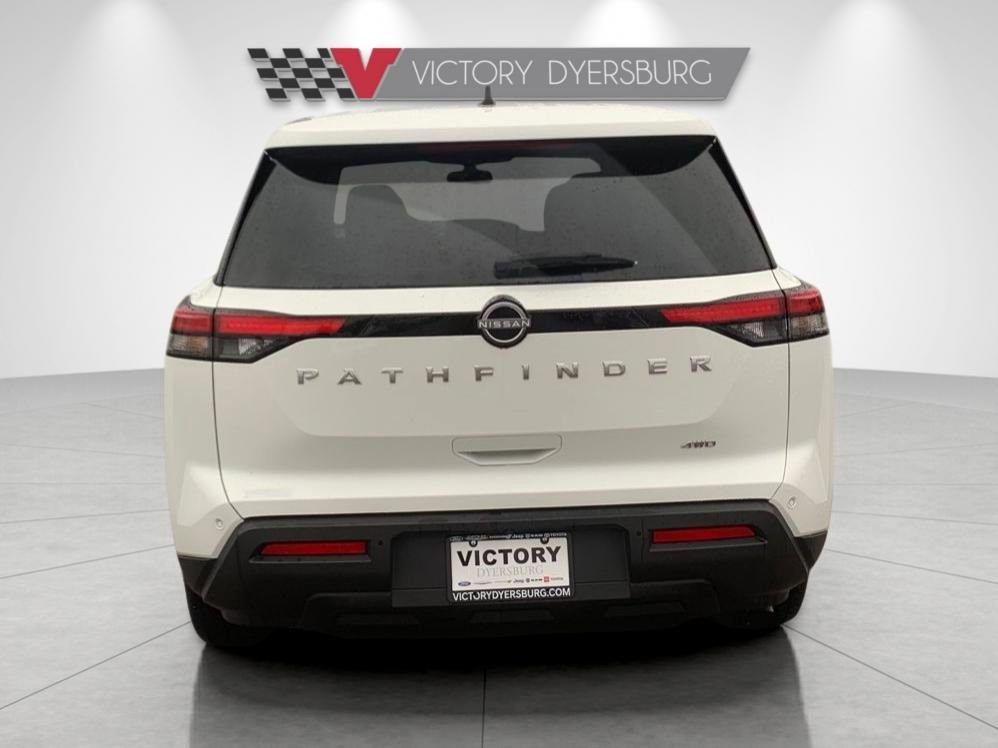 Used 2025 Nissan Pathfinder S image 7