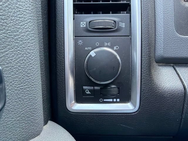 Used 2016 RAM 2500 SLT AWD/4WD image 7