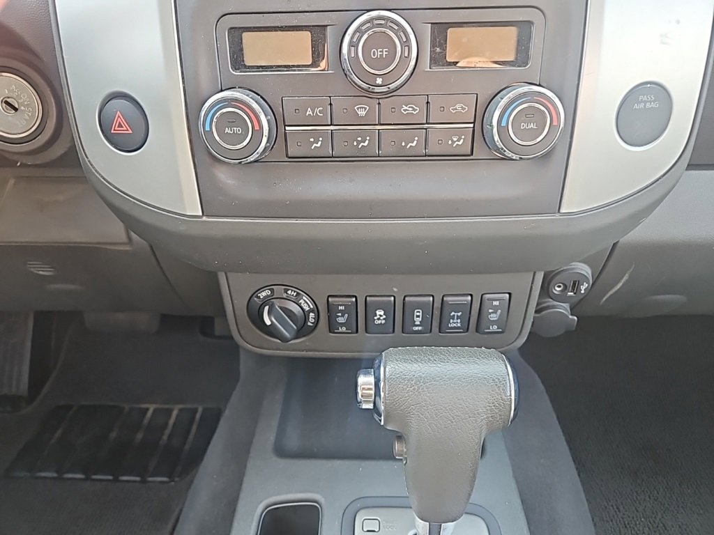 Used 2019 Nissan Frontier PRO-4X image 18