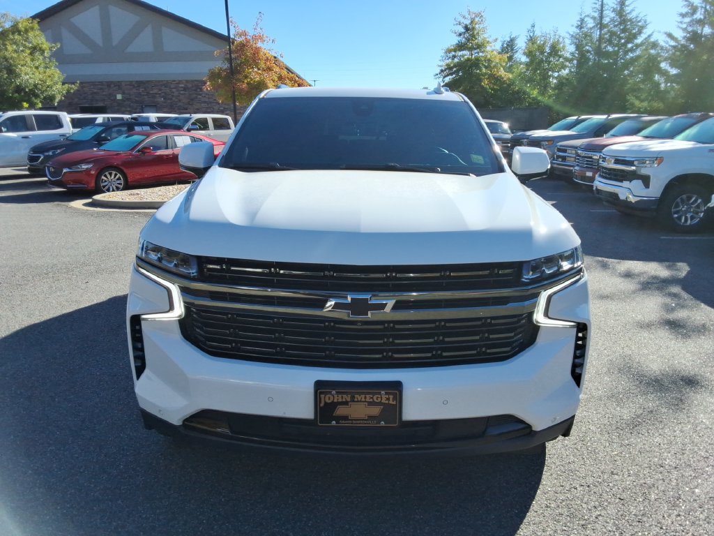 Certified 2022 Chevrolet Suburban RST w/ Luxury Package AWD/4WD image 2