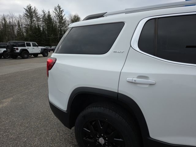 Used 2023 GMC Acadia SLT image 34