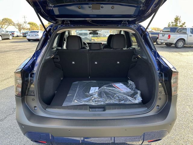 New 2026 Nissan Kicks SV w/ SV Premium Package FWD image 12