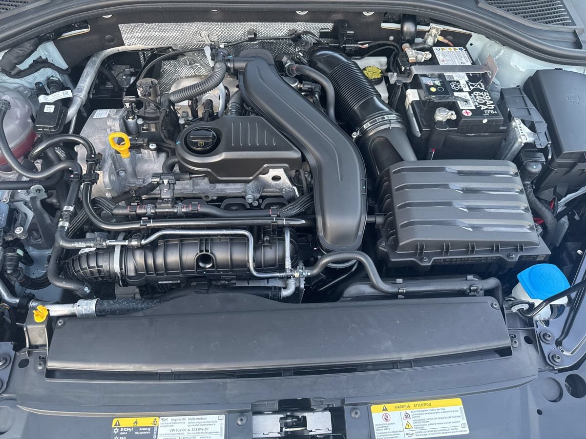 Used 2025 Volkswagen Jetta Sport FWD image 47