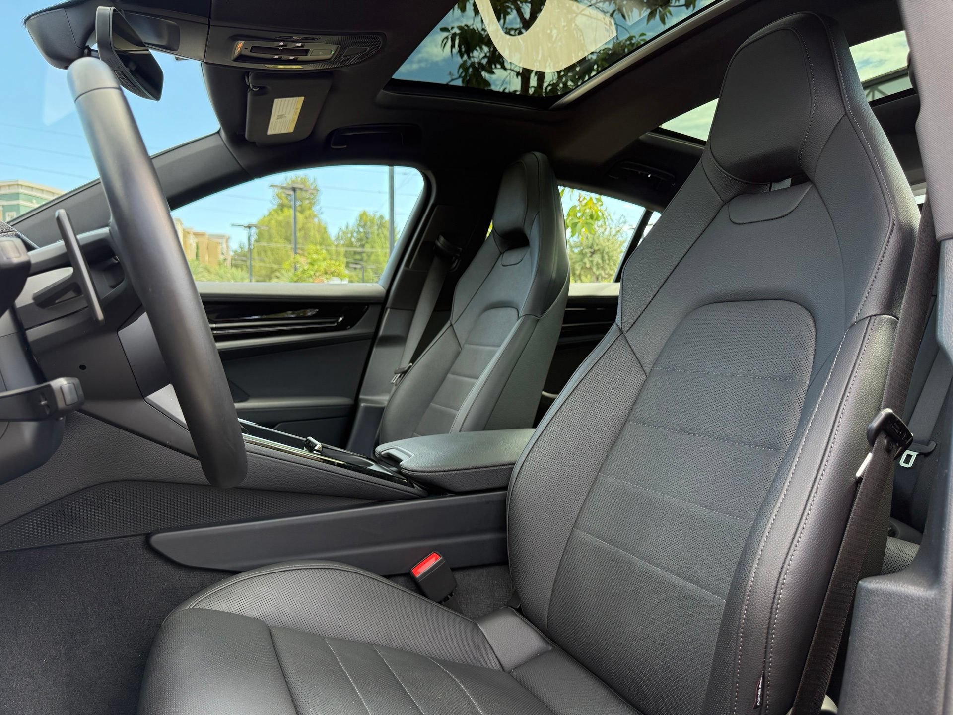 Used 2026 Porsche Panamera image 5