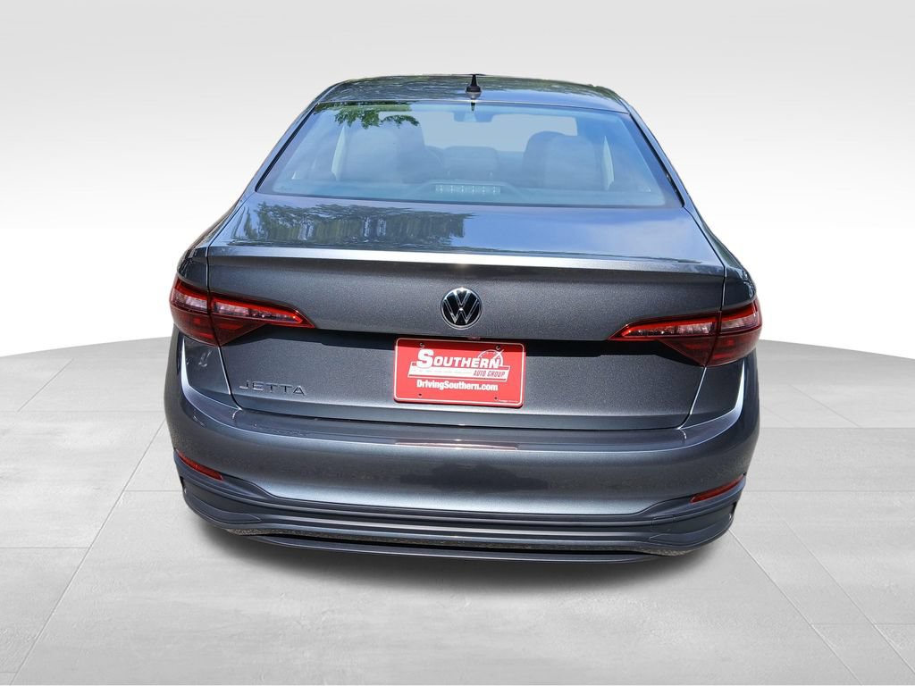 Used 2023 Volkswagen Jetta S w/ Driver Assistance Package FWD image 7