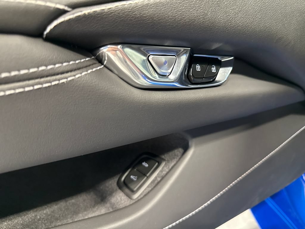 New 2026 Chevrolet Corvette Stingray Preferred Conv w/ Battery Protection Package RWD image 39