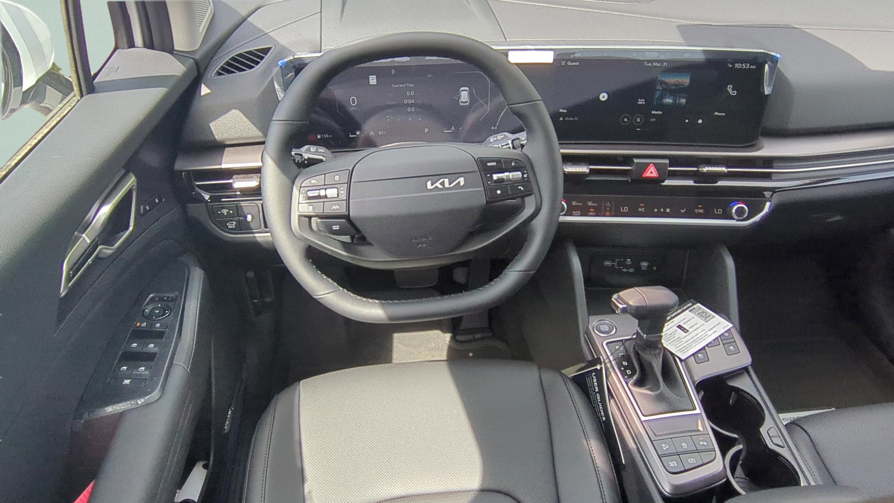 New 2026 Kia Sportage SX FWD image 15