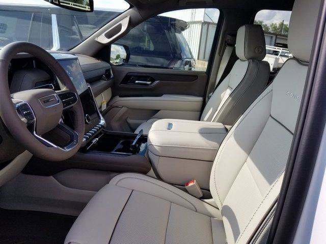 New 2026 GMC Yukon XL Denali w/ LPO, Floor Liner Package image 5