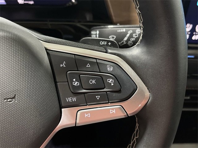 Used 2025 Volkswagen Atlas SE image 32