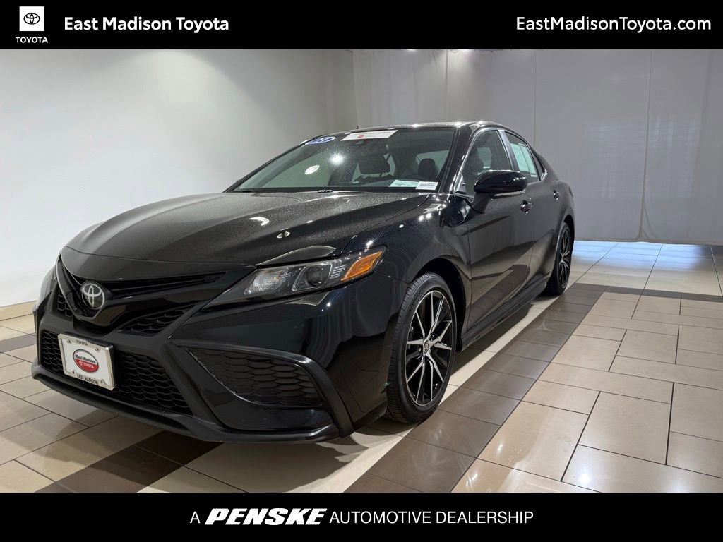 Certified 2023 Toyota Camry SE w/ Cold Weather Package FWD image 1